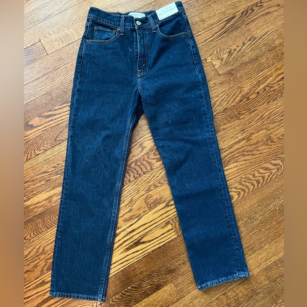 Abercrombie ultra high rise 90’s Straight Jean